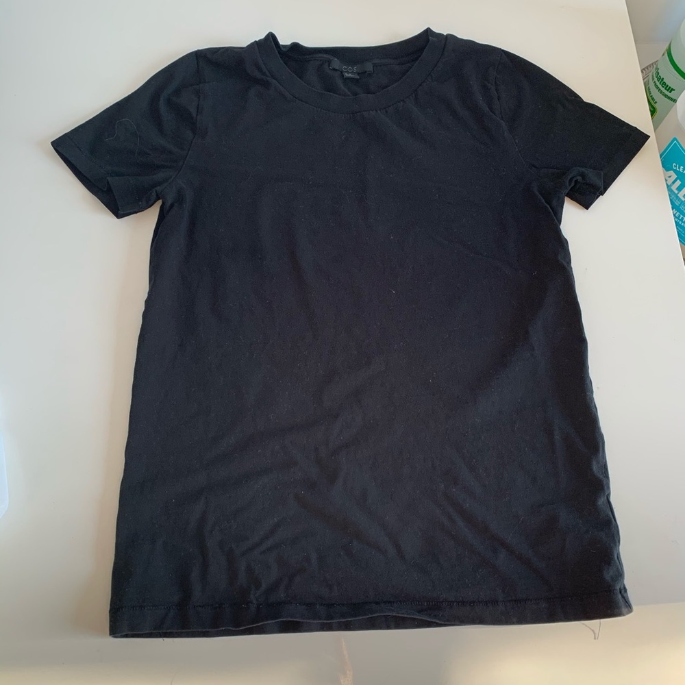 COS cotton tee